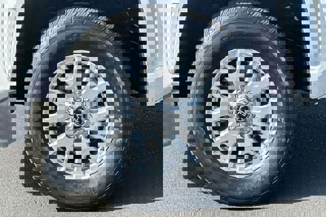 Used 2024 Toyota Tacoma SR5 image 31