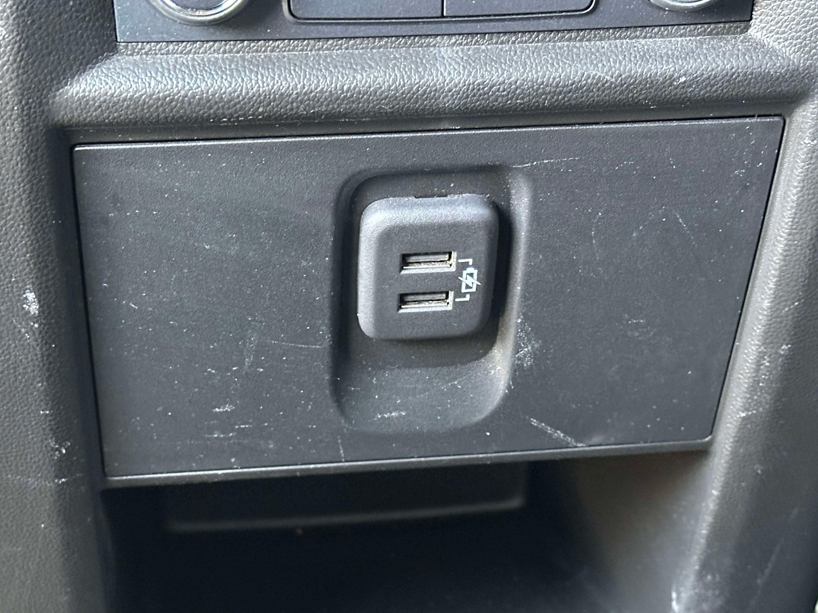 Used 2023 Chevrolet Traverse LT FWD image 13
