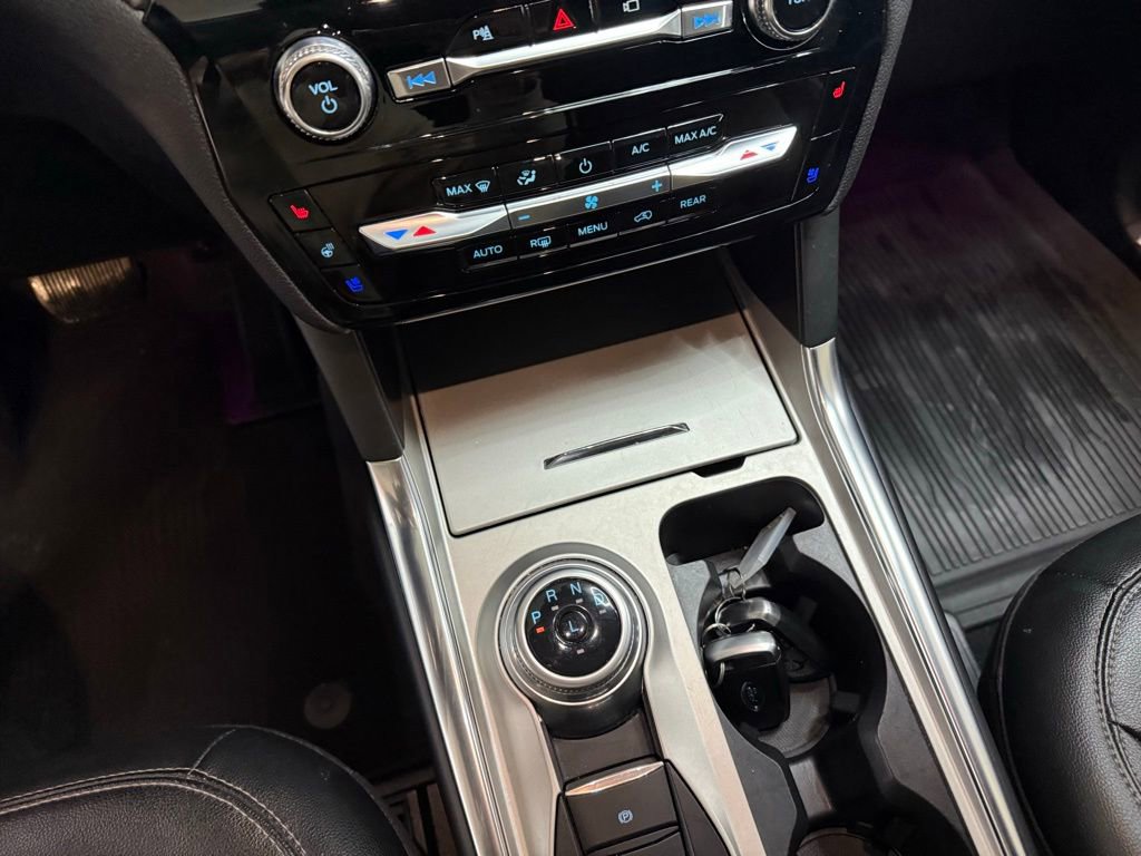 Used 2022 Ford Explorer Limited w/ Equipment Group 301A image 41