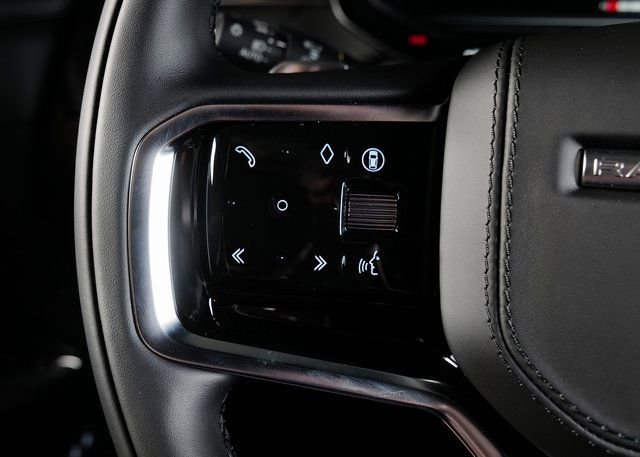 New 2025 Land Rover Range Rover Sport SE image 19