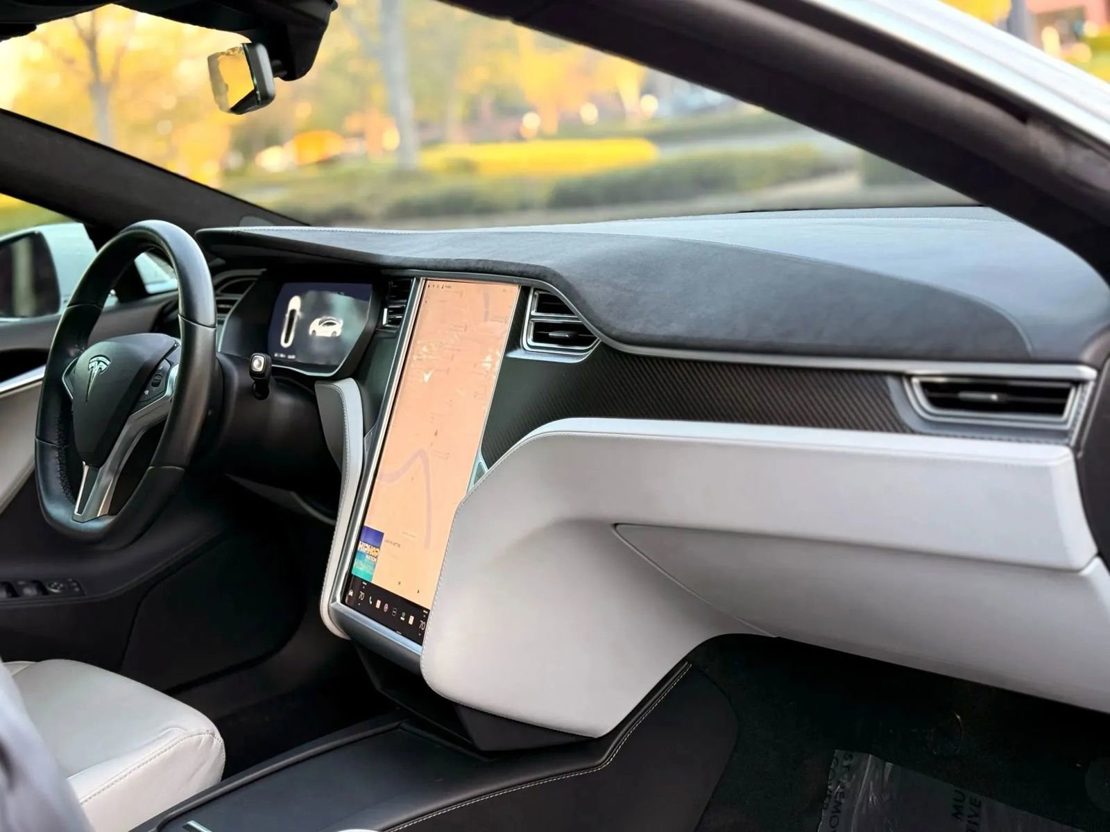 Used 2016 Tesla Model S 90D image 13