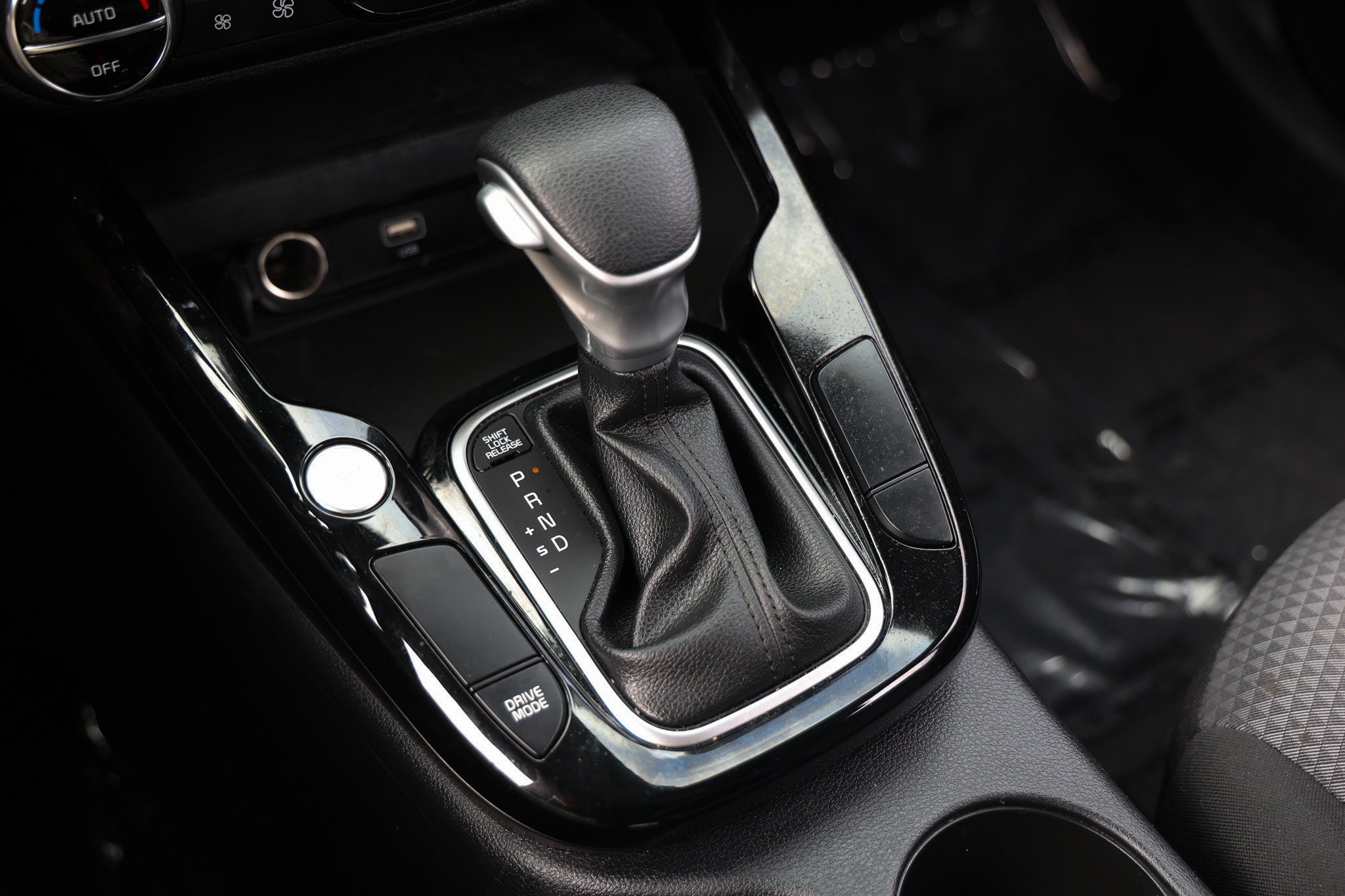 Used 2025 Kia Soul S FWD image 41