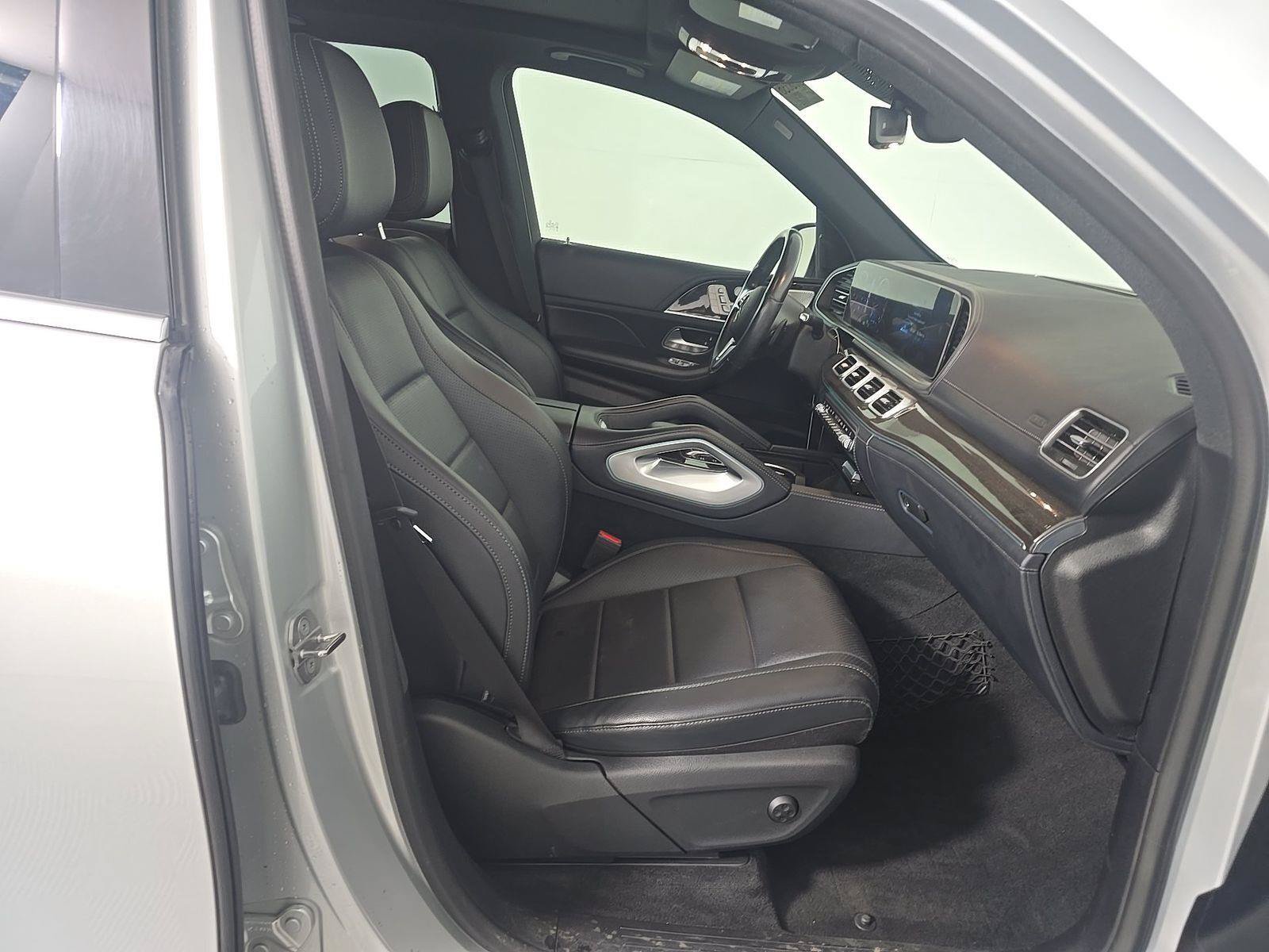 Used 2020 Mercedes-Benz GLE 450 4MATIC w/ MBUX Technology Package image 9