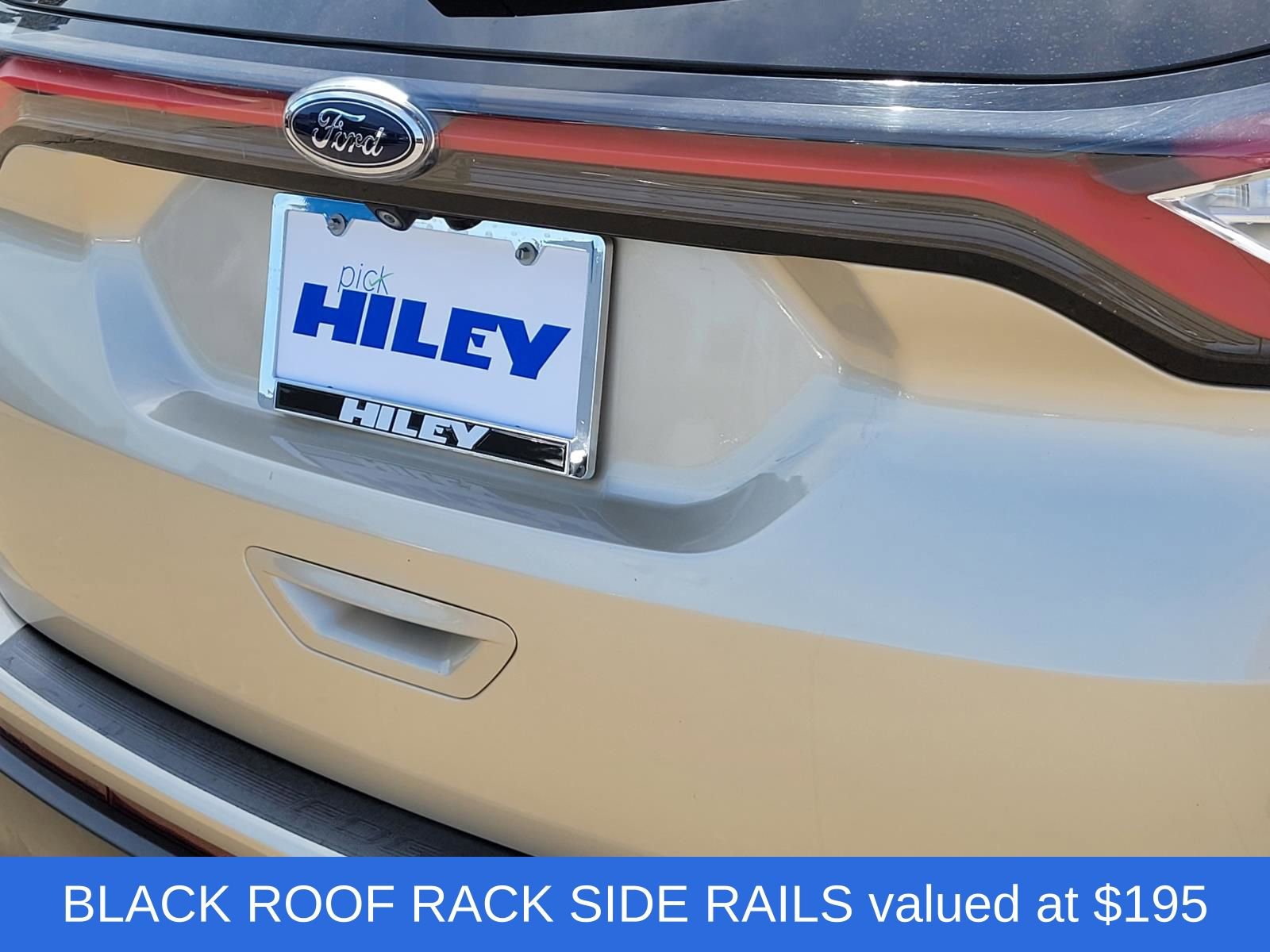 Used 2017 Ford Edge SE w/ Cargo Accessory Package FWD image 5