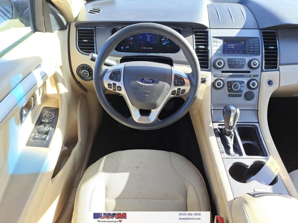 Used 2017 Ford Taurus SE FWD image 8