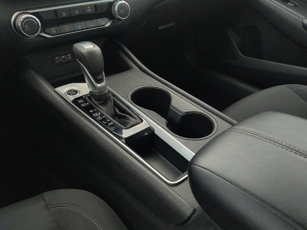 Used 2025 Nissan Altima 2.5 SV FWD image 26