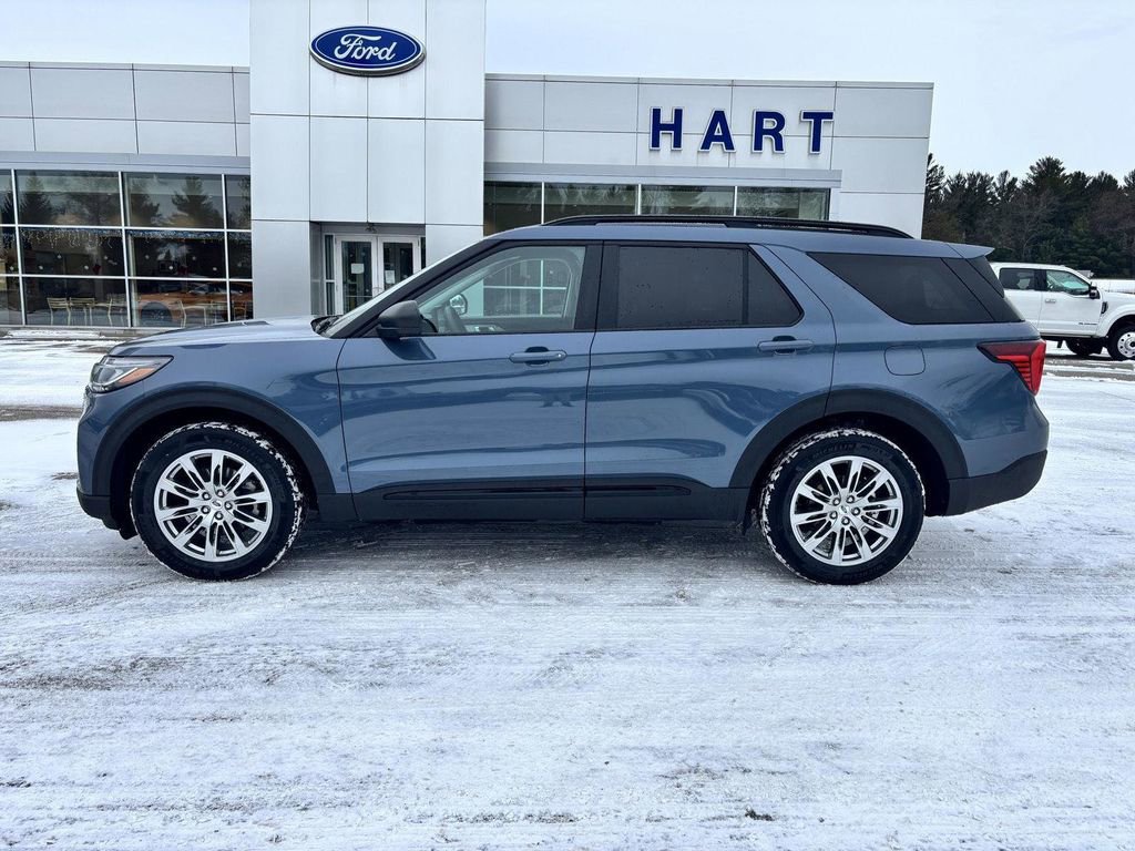 New 2026 Ford Explorer Active w/ Active Comfort Package image 6