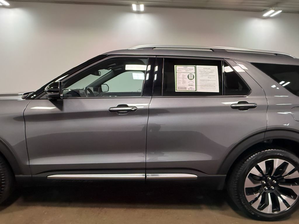 Used 2025 Ford Explorer Platinum w/ LUX Leather Package AWD/4WD image 37