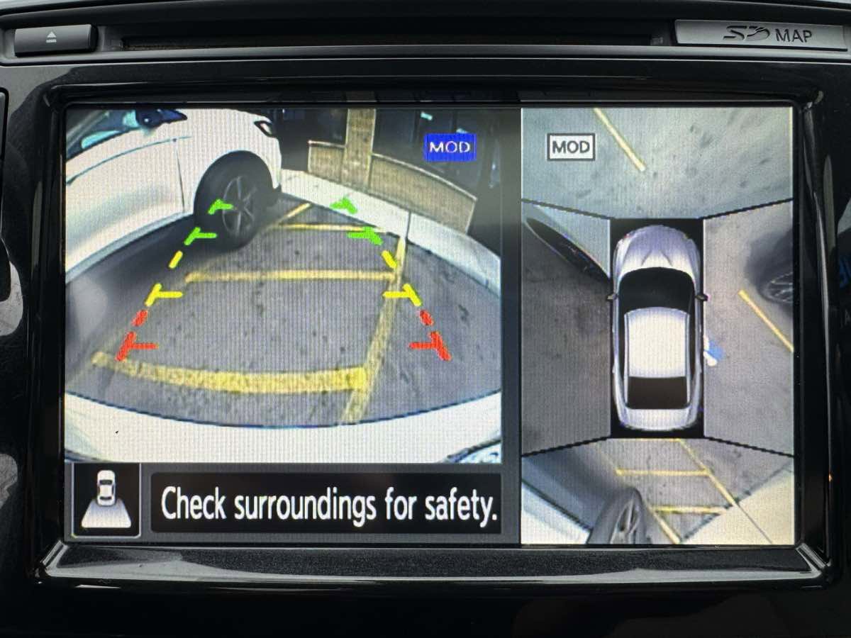 Used 2016 Nissan Maxima Platinum w/ Interior Lighting Package FWD image 21