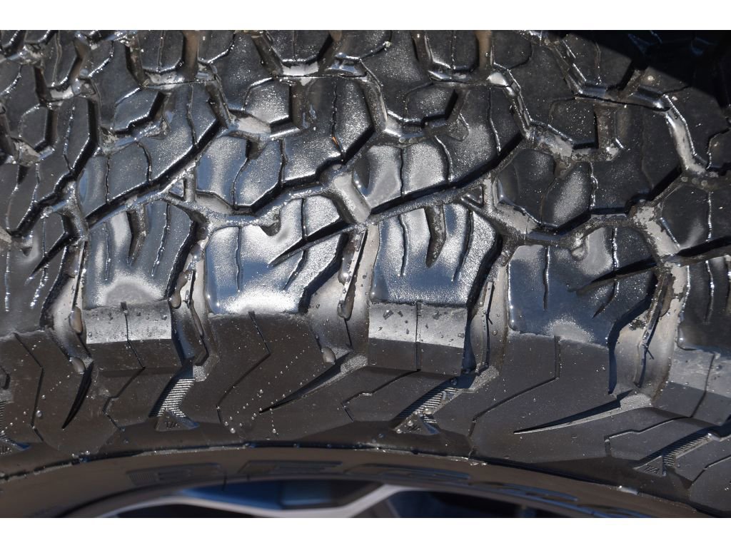 Used 2022 Jeep Wrangler Unlimited Rubicon 4xe w/ Steel Bumper Group image 10