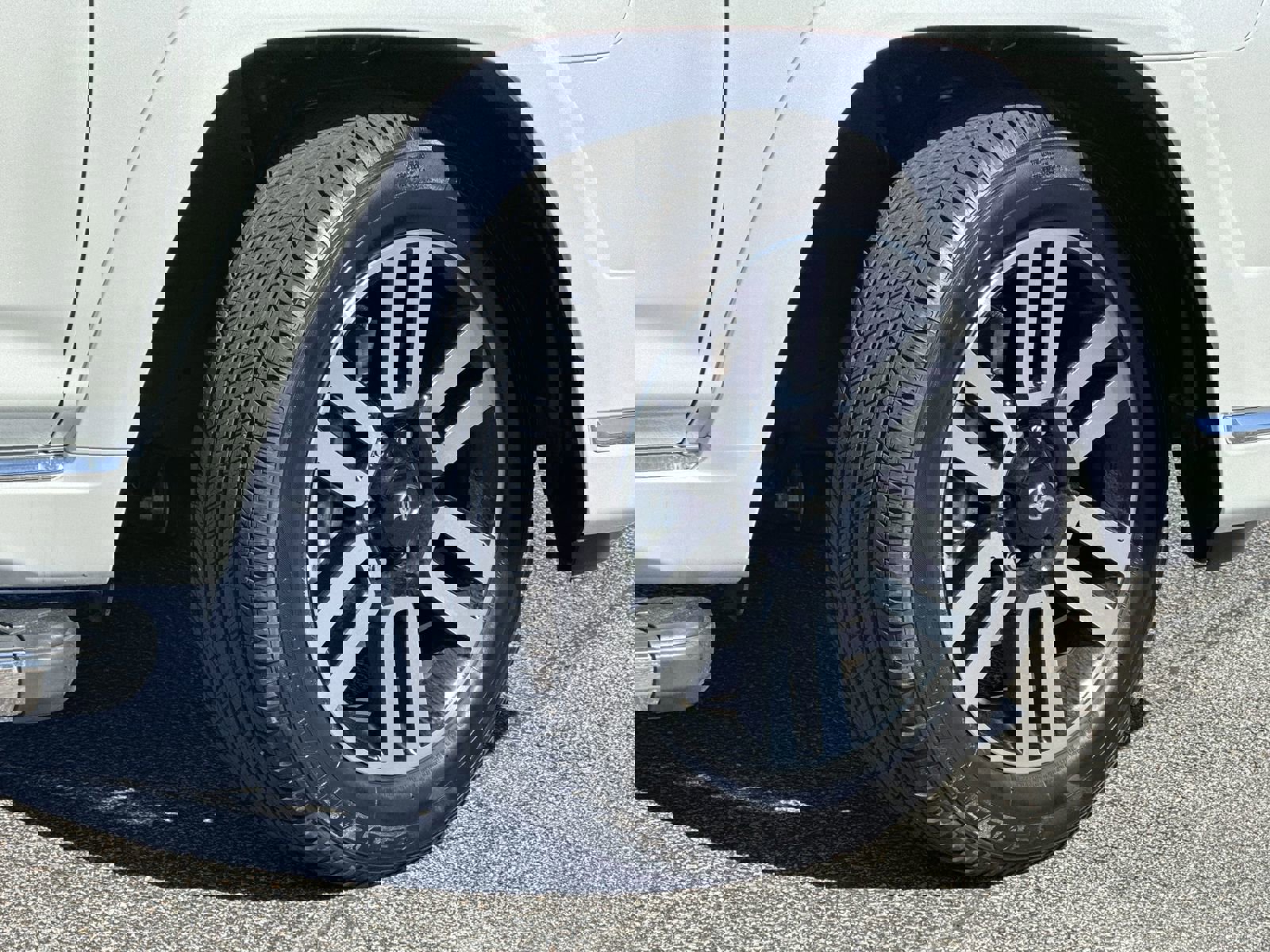 Used 2024 Toyota 4Runner Limited image 12