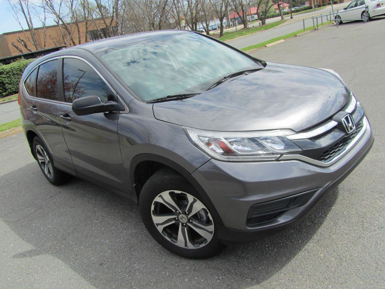 Used 2016 Honda CR-V LX image 3