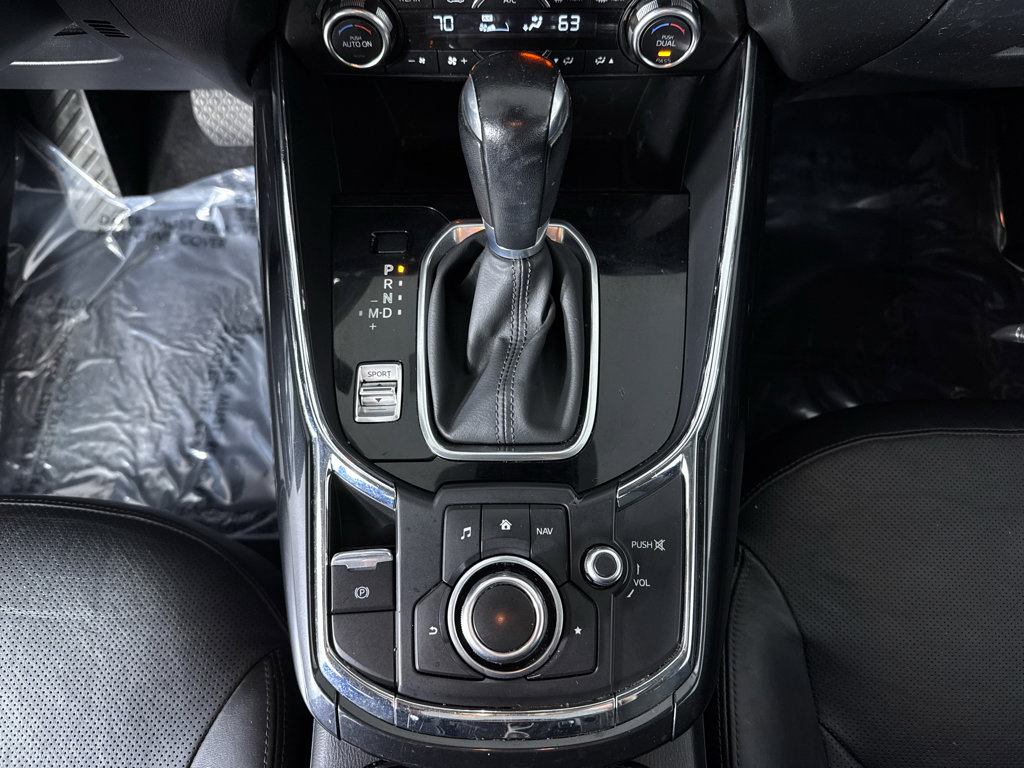 Used 2018 MAZDA CX-9 Touring w/ Touring Premium Package FWD image 22