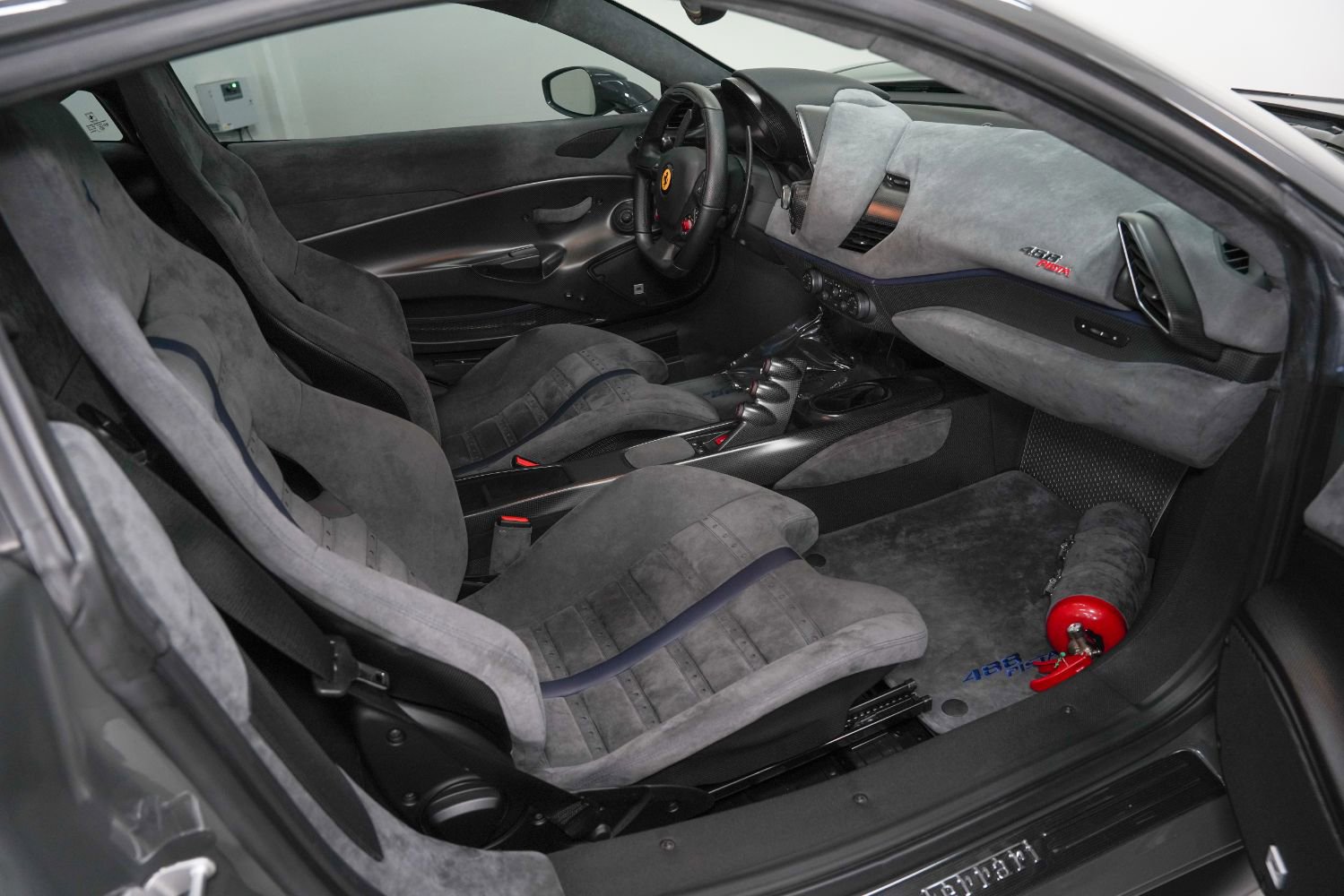 Used 2020 Ferrari 488 Pista Coupe image 2