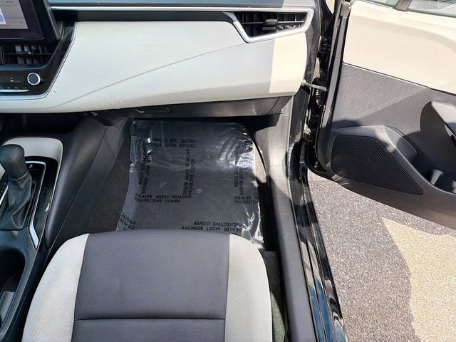 Used 2024 Toyota Corolla LE image 16