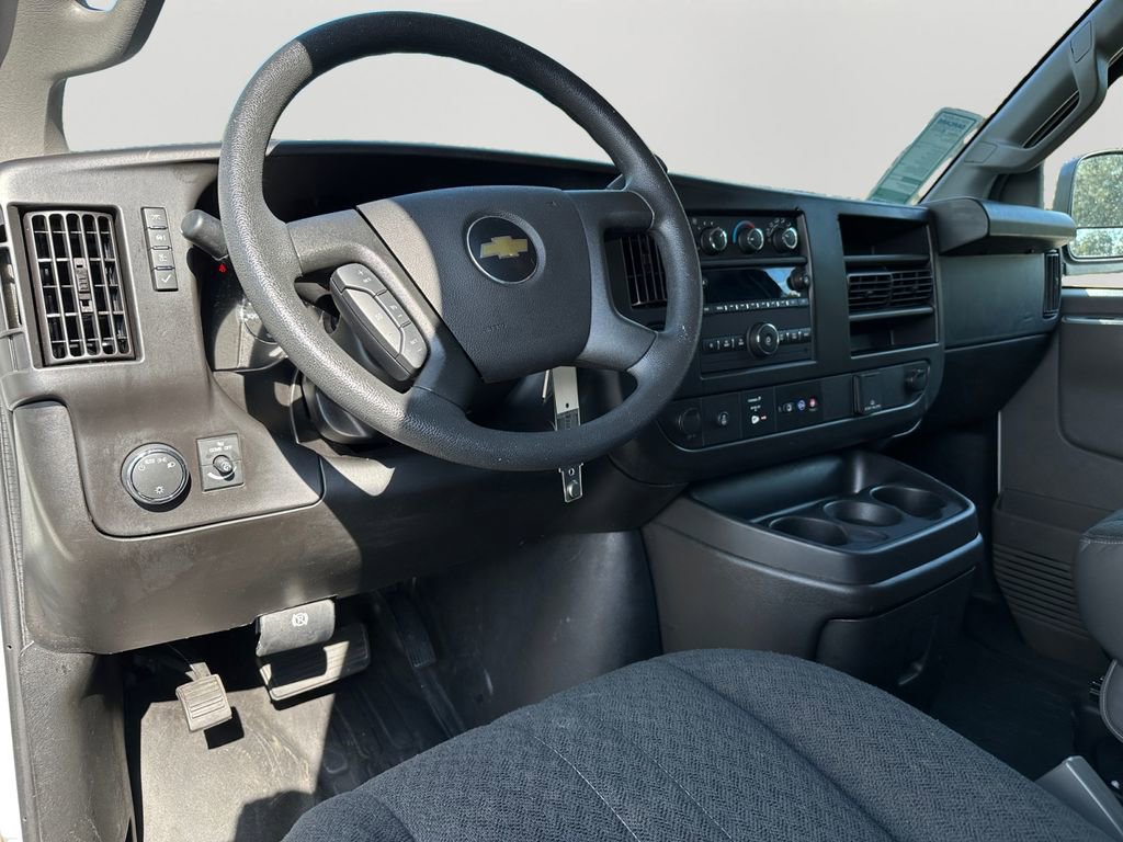 Used 2024 Chevrolet Express 2500 w/ Driver Convenience Package image 17