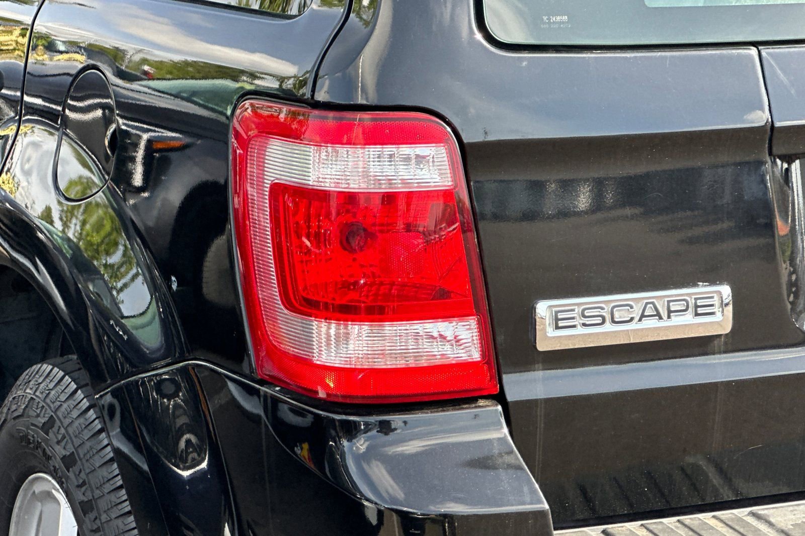 Used 2010 Ford Escape XLS image 25