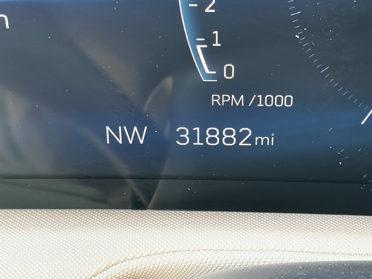 Certified 2024 Cadillac XT4 Luxury w/ Cold Weather Package FWD image 26
