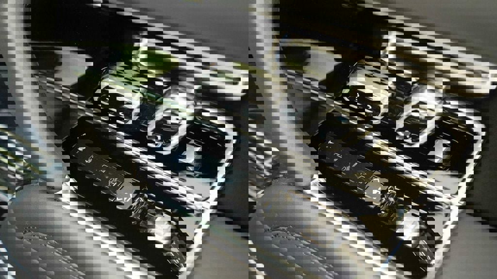 Used 2023 Land Rover Range Rover Long Wheelbase Autobiography image 98