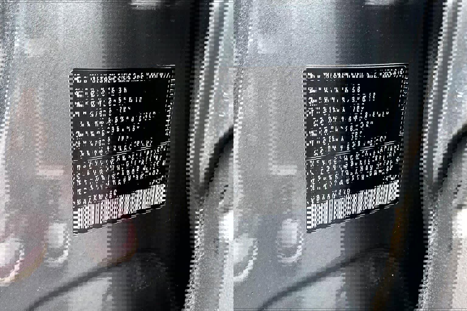 Used 2022 Volkswagen Tiguan SE w/ Panoramic Sunroof Package image 37