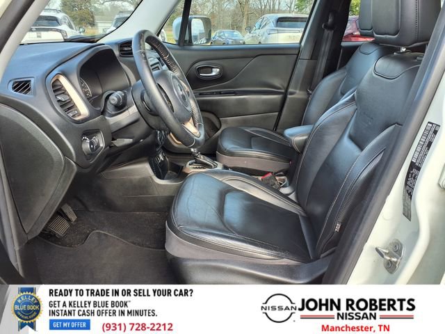Used 2016 Jeep Renegade Limited image 4