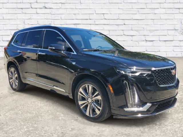Certified 2022 Cadillac XT6 Premium Luxury w/ Technology Package FWD image 5