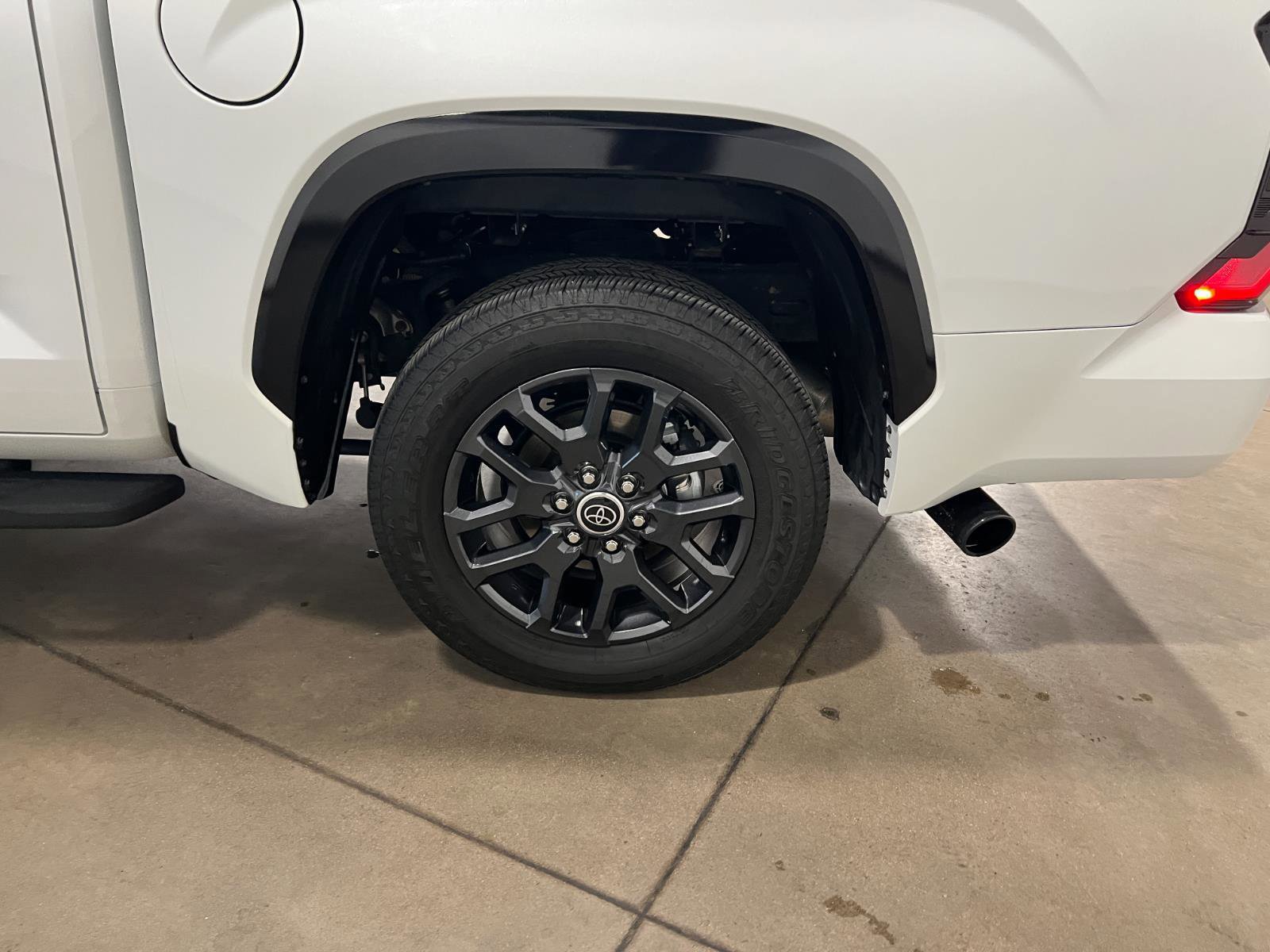 Used 2022 Toyota Tundra Platinum AWD/4WD image 45