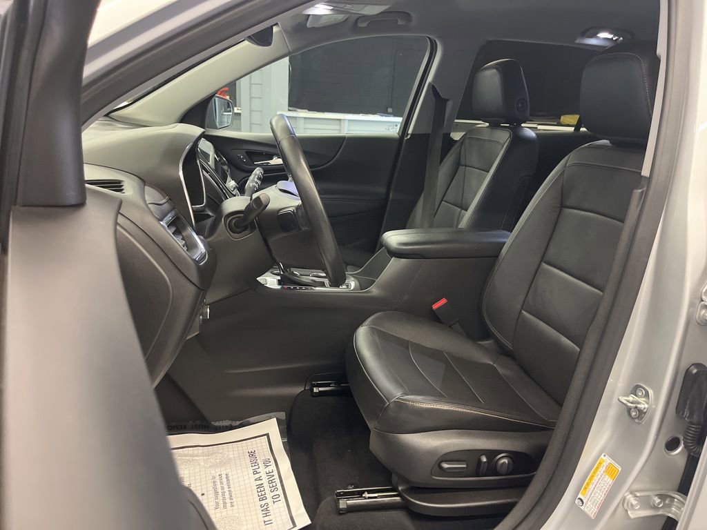 Used 2021 Chevrolet Equinox Premier w/ LPO, Floor Liner Package image 15