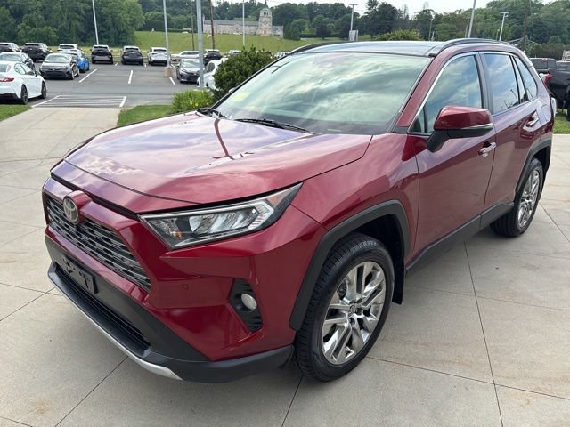 Used 2019 Toyota RAV4 Limited w/ Advanced Technology Package AWD/4WD image 3