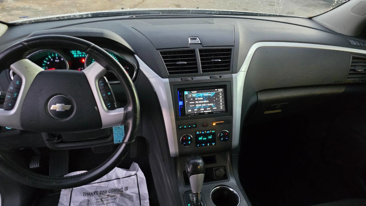 Used 2010 Chevrolet Traverse LT w/ Personal Connectivity Package image 9