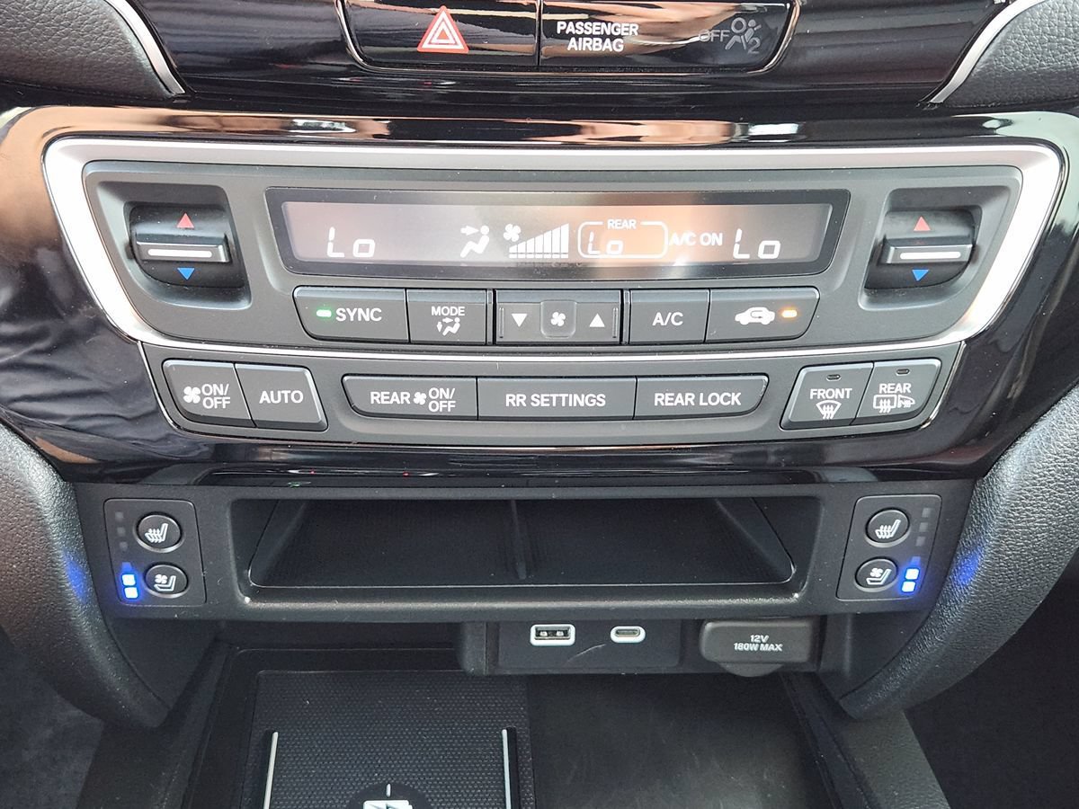 Used 2024 Honda Ridgeline Black Edition image 39