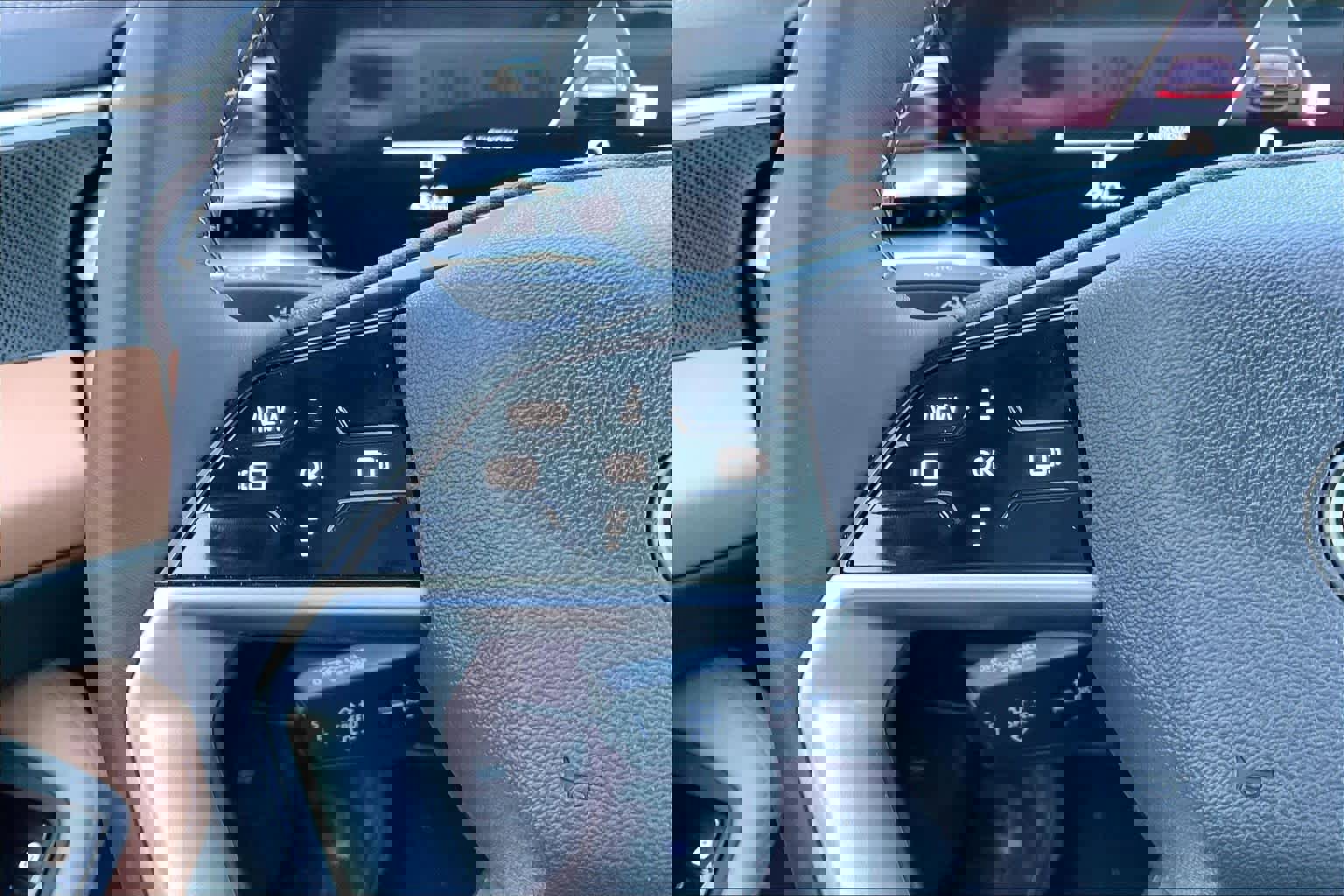 Used 2025 Audi A5 Premium w/ Convenience Package image 23