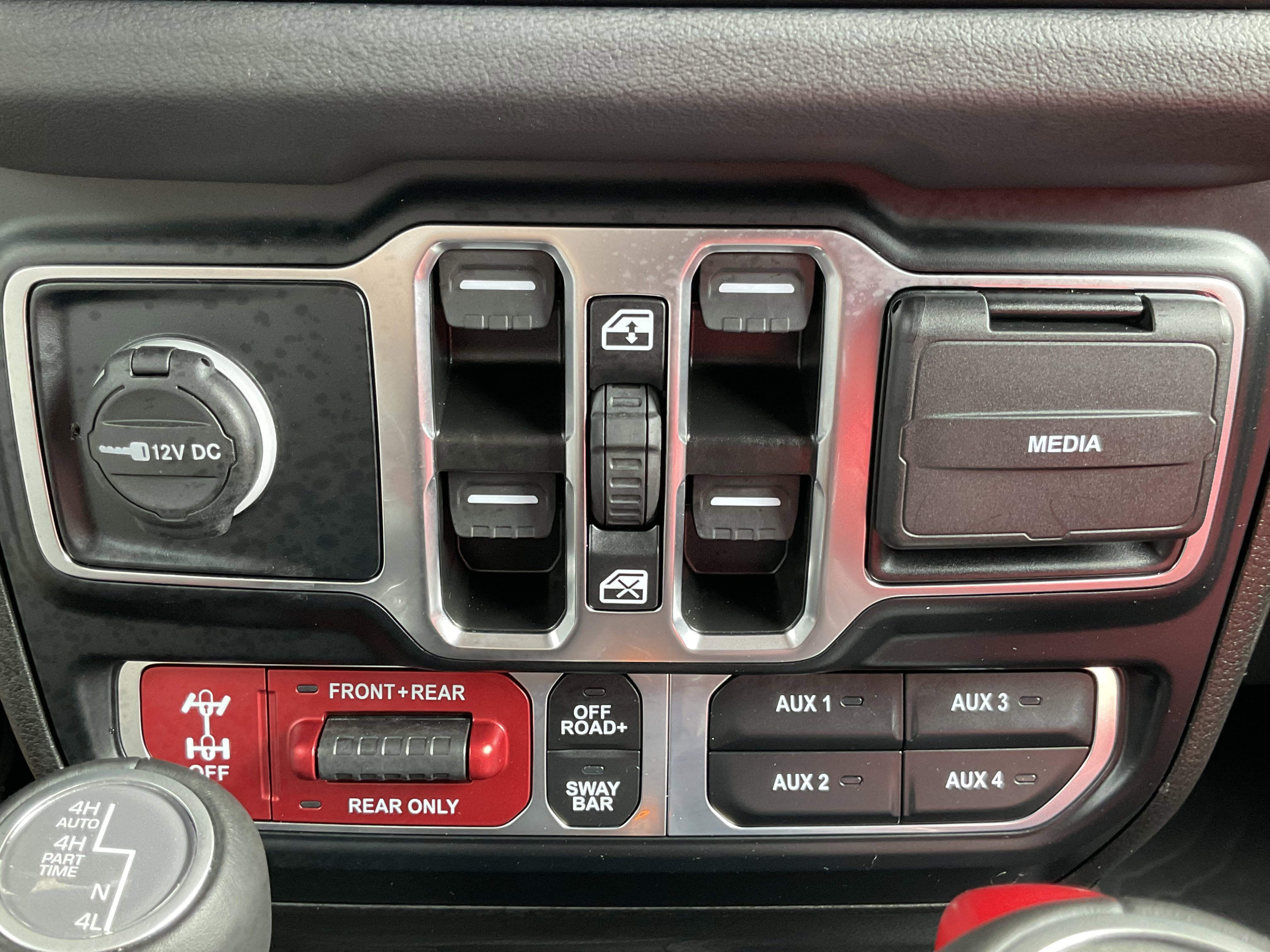 Used 2024 Jeep Wrangler Unlimited Rubicon 392 image 20