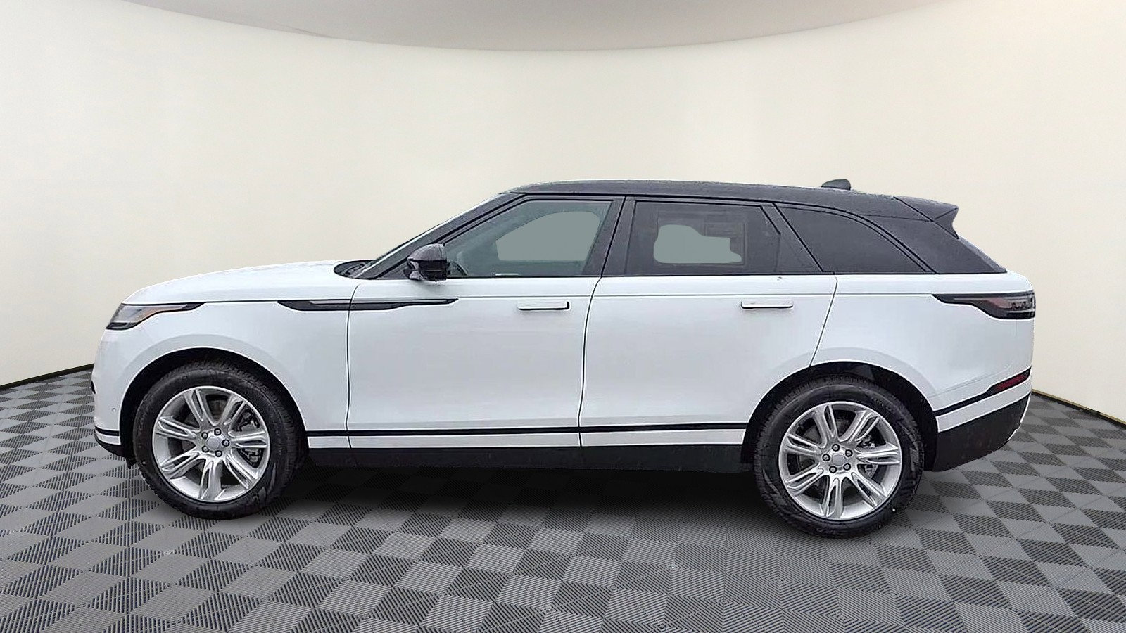 New 2026 Land Rover Range Rover Velar S image 5