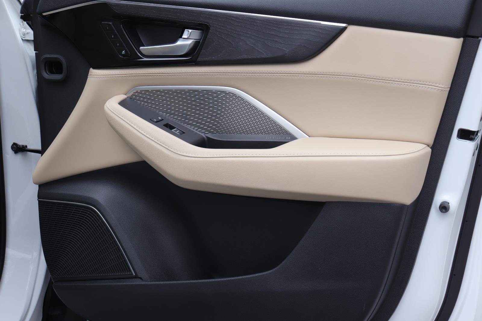 Used 2022 Acura MDX SH-AWD w/ Advance Package image 20