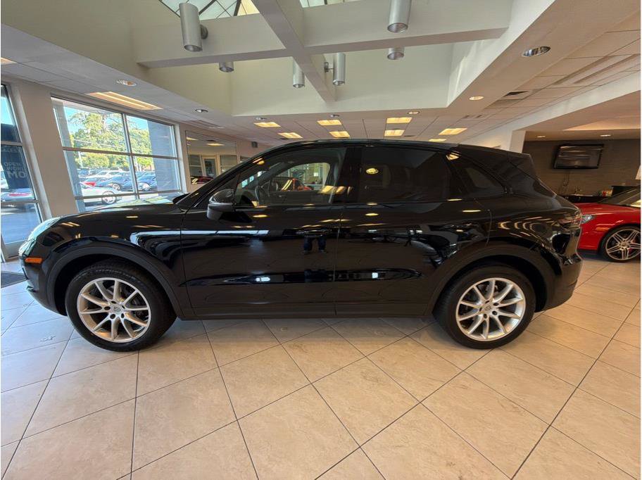 Used 2020 Porsche Cayenne AWD/4WD image 7