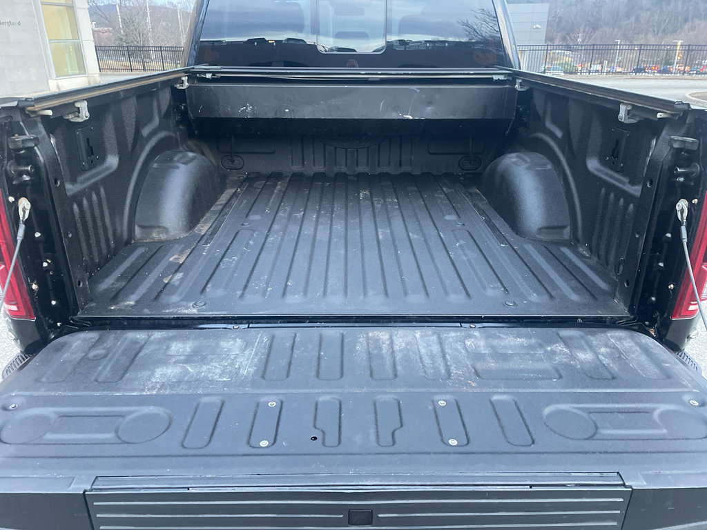 Used 2018 Ford F150 Raptor w/ Equipment Group 802A Luxury image 12