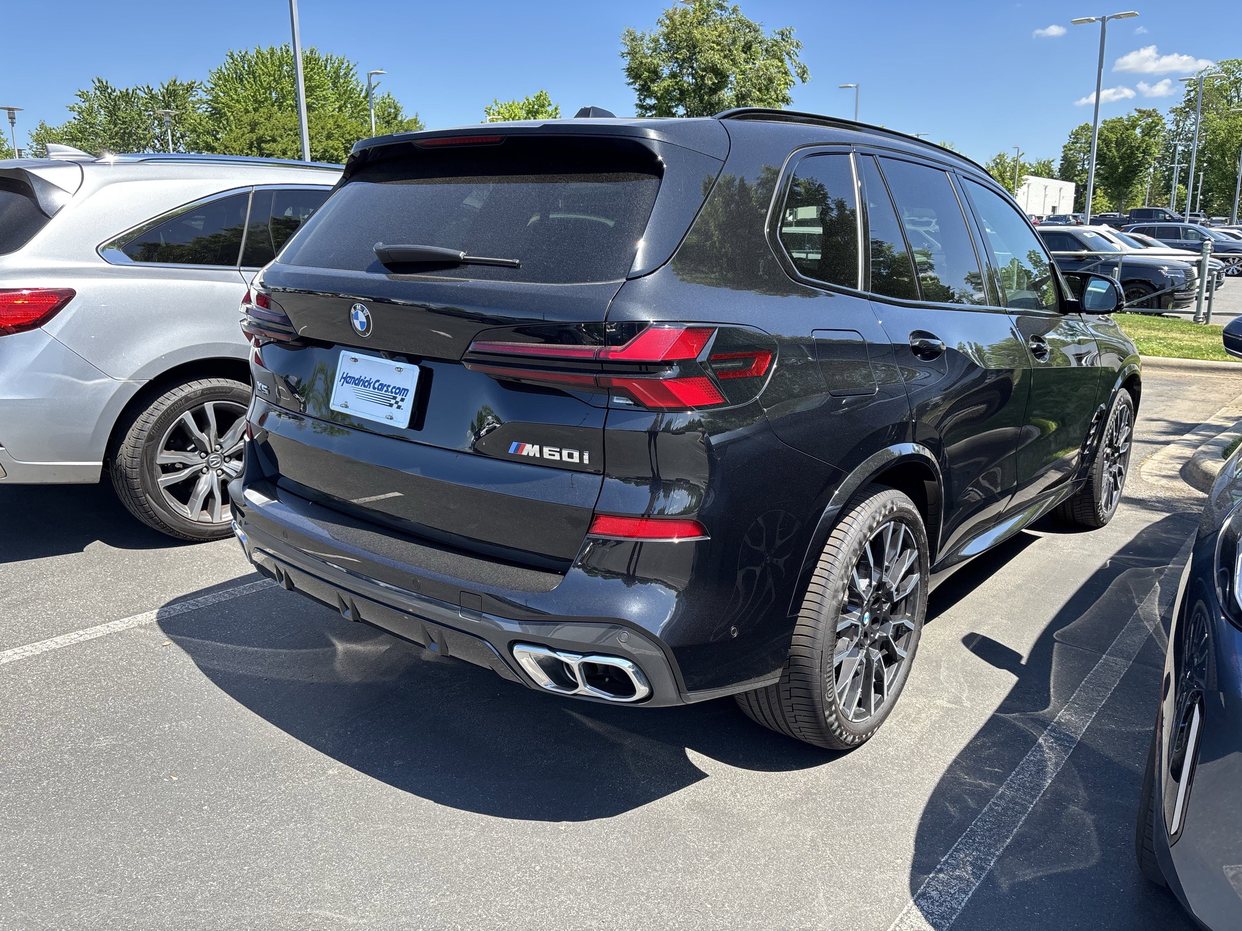 Used 2026 BMW X5 M60i image 25