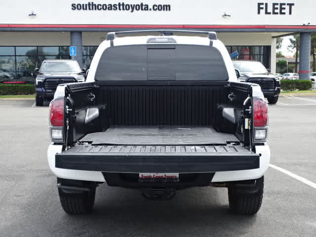 Certified 2021 Toyota Tacoma TRD Pro AWD/4WD image 13