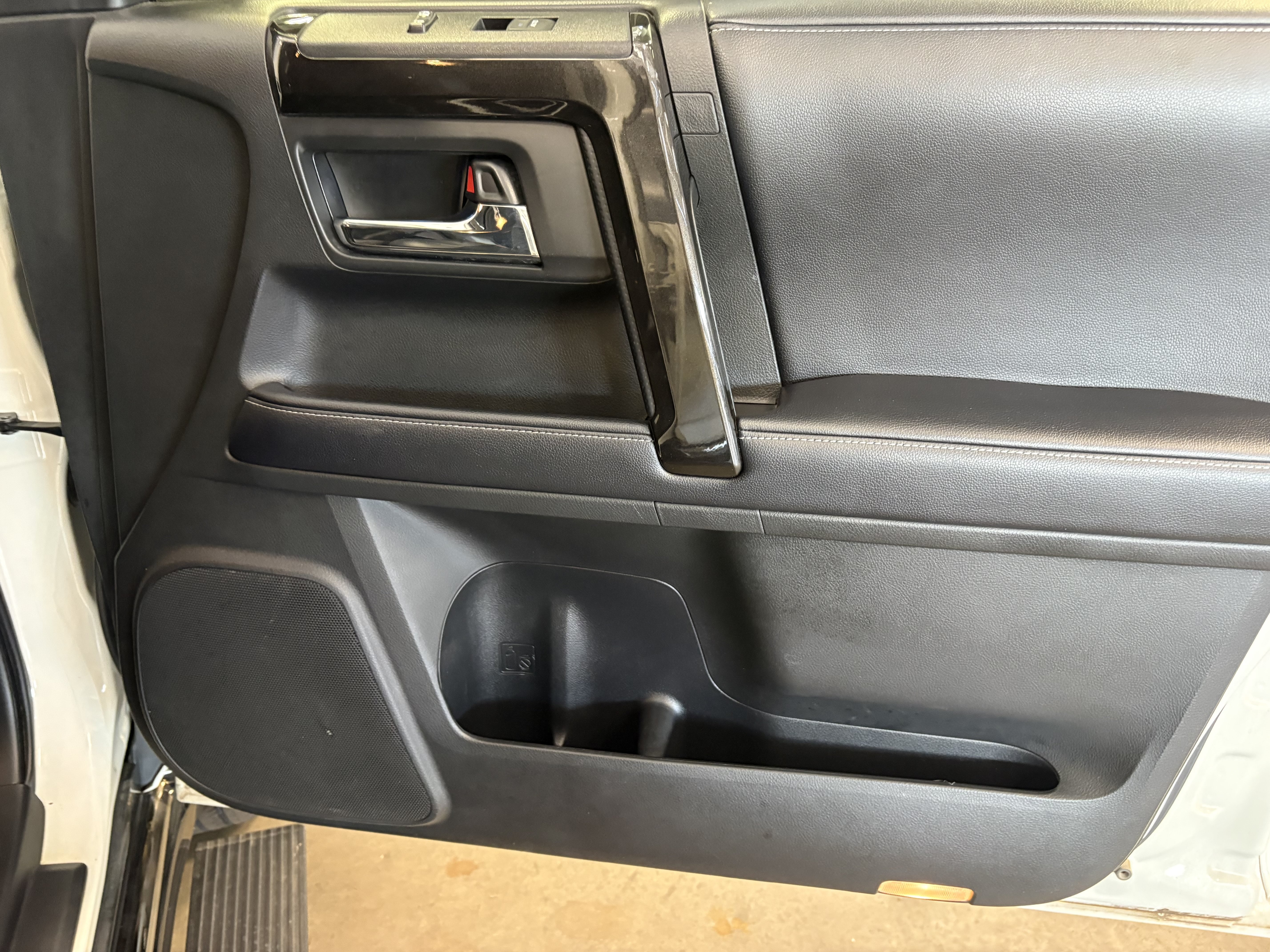 Certified 2019 Toyota 4Runner Limited AWD/4WD image 37