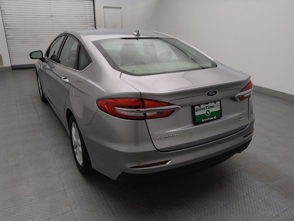 Used 2020 Ford Fusion SE FWD image 5