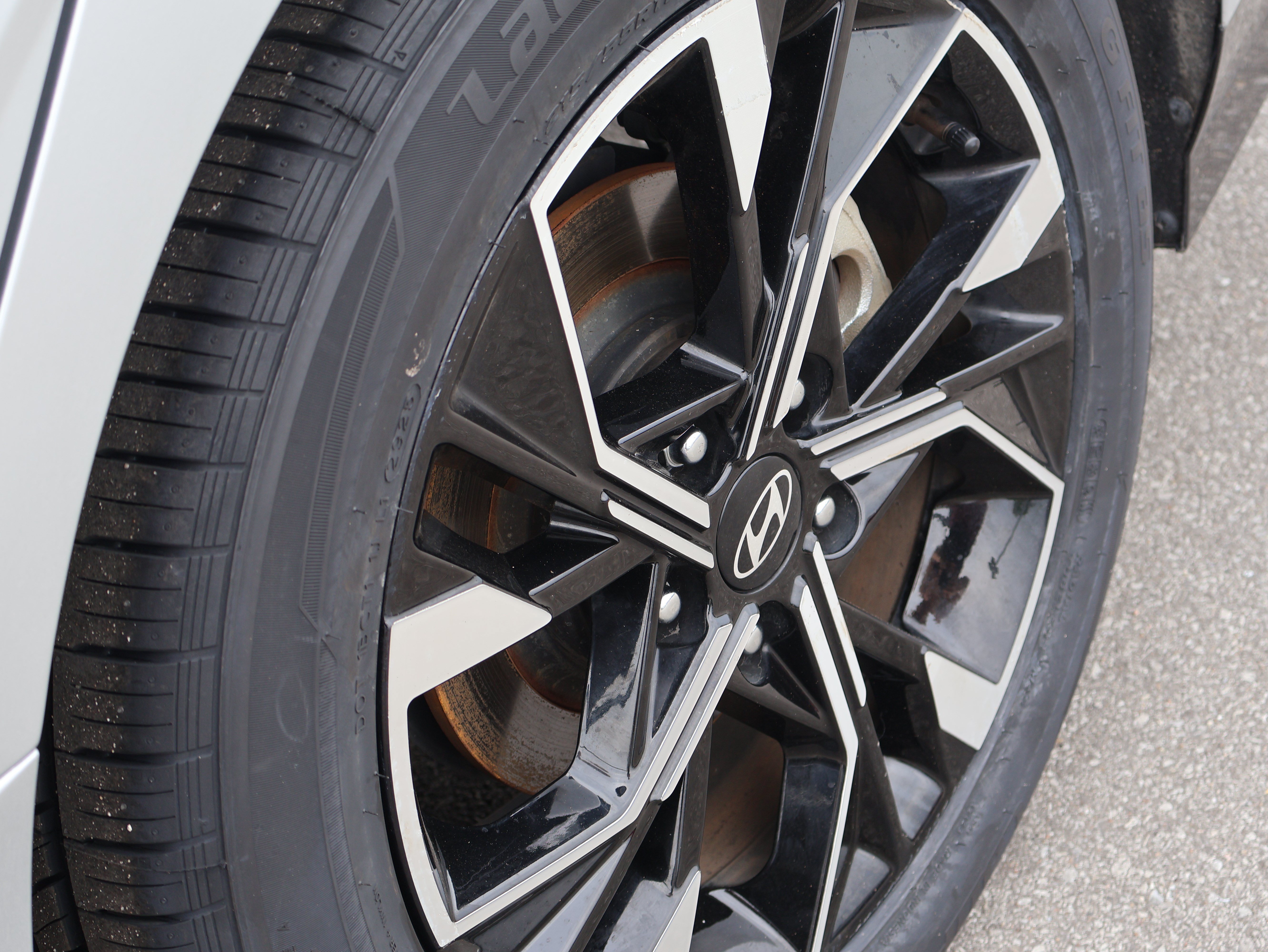 Used 2025 Hyundai Sonata SEL FWD image 44
