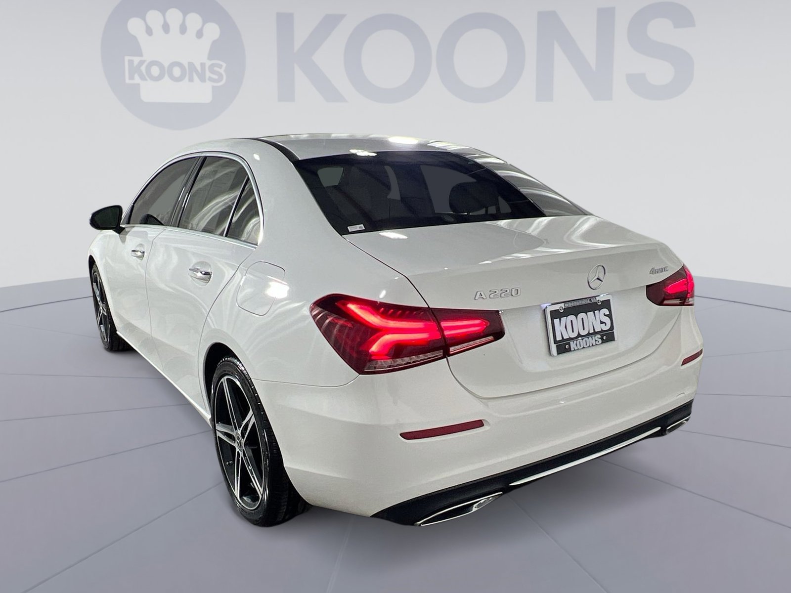 Used 2022 Mercedes-Benz A 220 4MATIC image 4