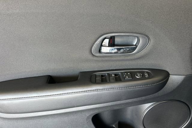 Used 2019 Honda HR-V Sport image 12
