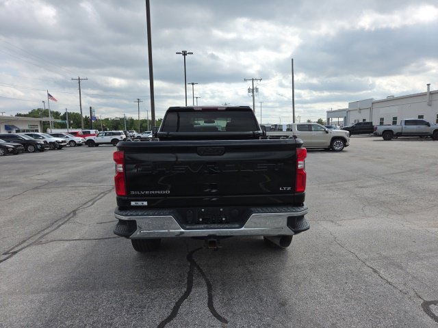 Used 2022 Chevrolet Silverado 2500 LTZ AWD/4WD image 7