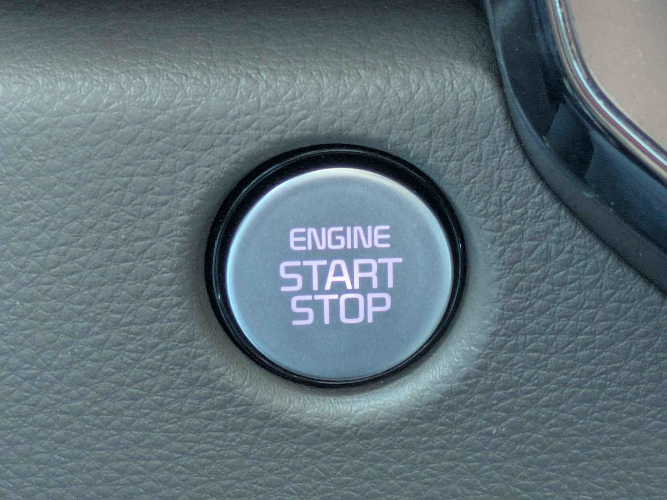 Certified 2025 Kia Carnival EX FWD image 36
