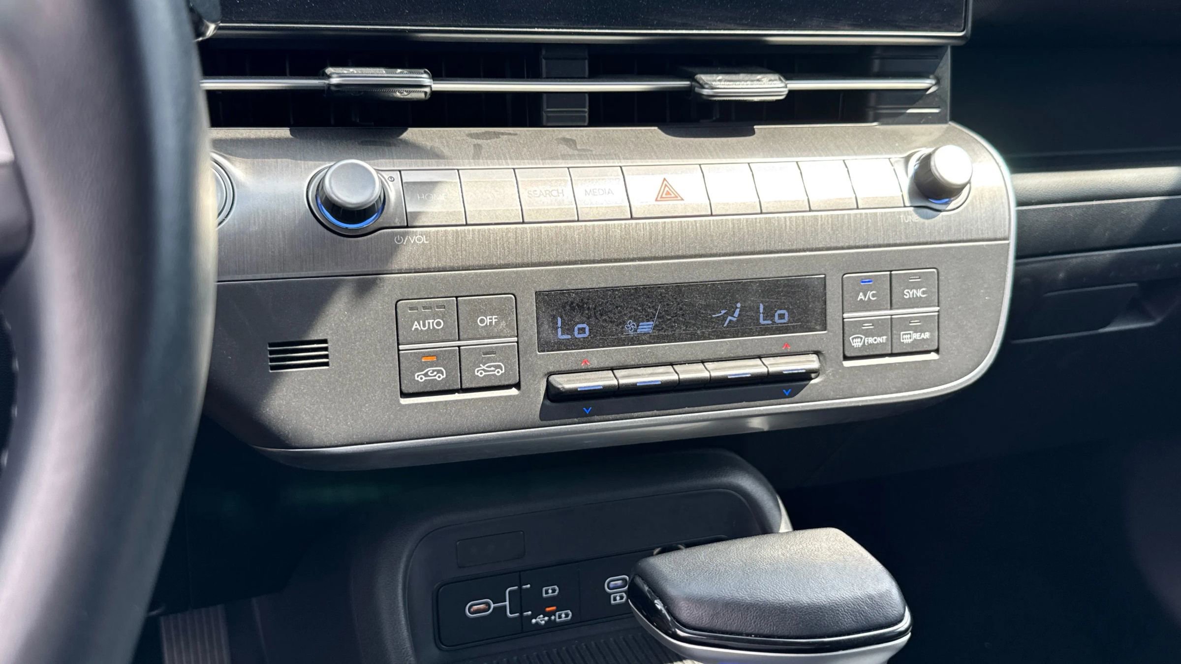Used 2024 Hyundai Kona SEL image 26