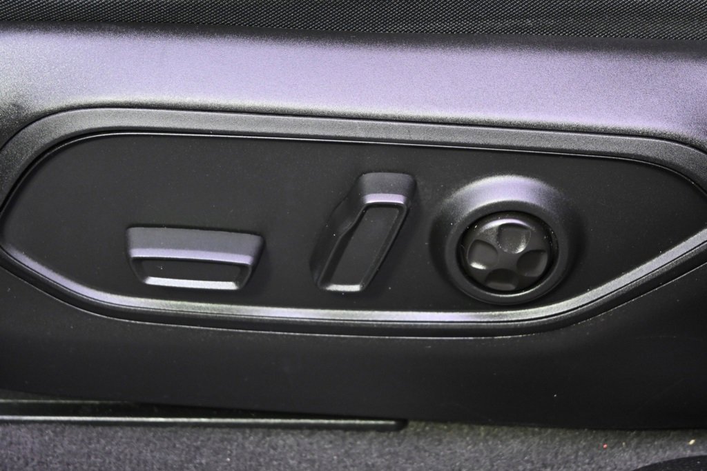 Used 2022 Jeep Grand Cherokee L Limited image 14
