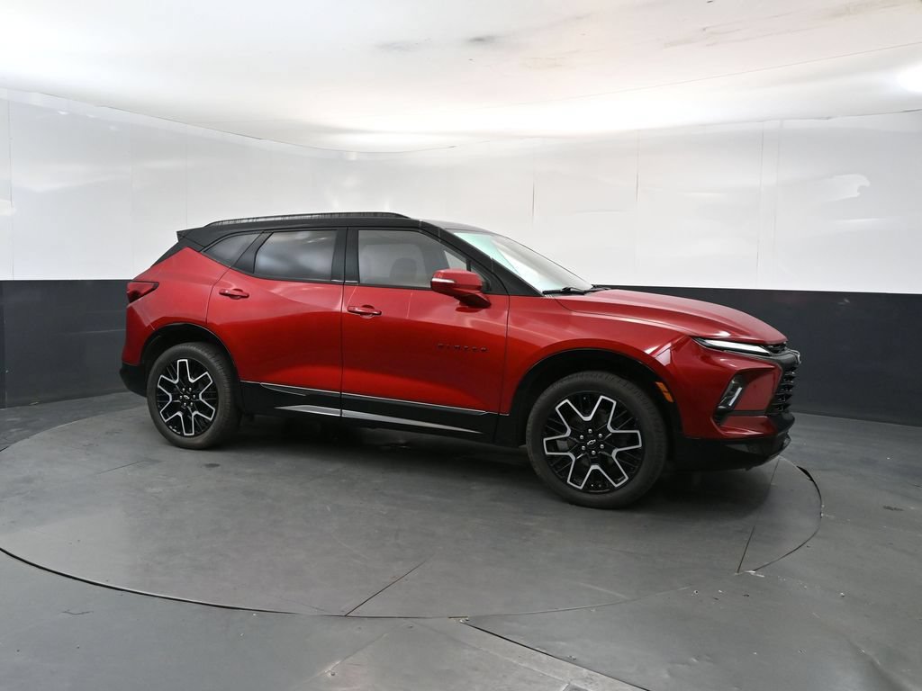 Used 2024 Chevrolet Blazer RS w/ Enhanced Convenience Package AWD/4WD image 7