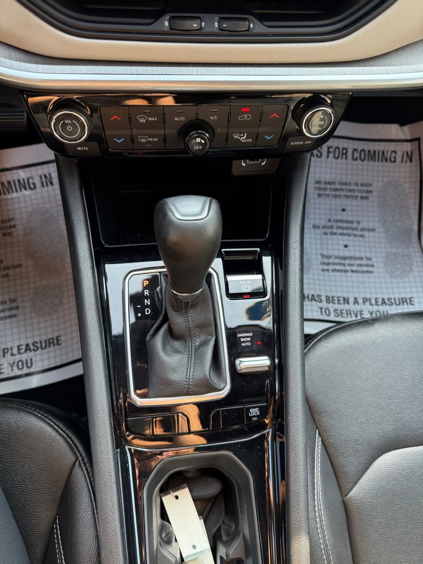 Used 2025 Jeep Compass Limited image 20